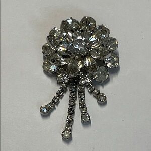 Ice crystal clear layered flower three dimensional dome brooch with dangle
